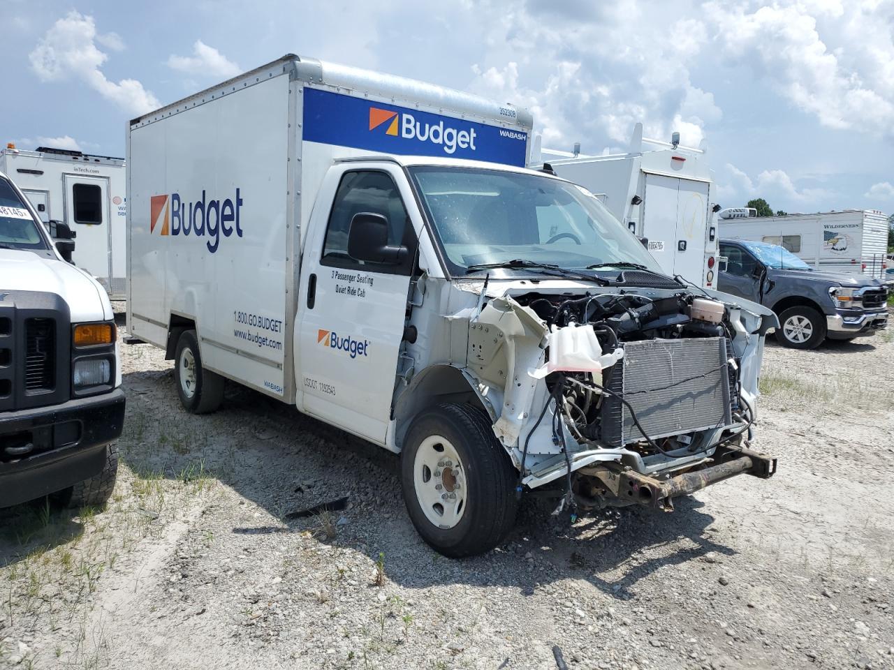 2023 GMC Savana Cutaway G3500 - Image 4