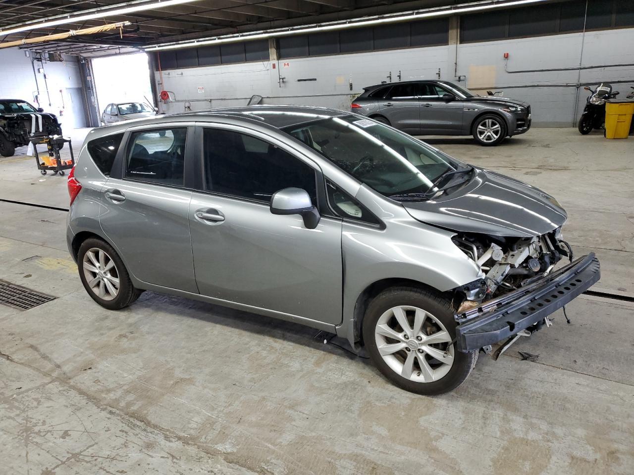 2014 Nissan Versa Note S - Фото 4