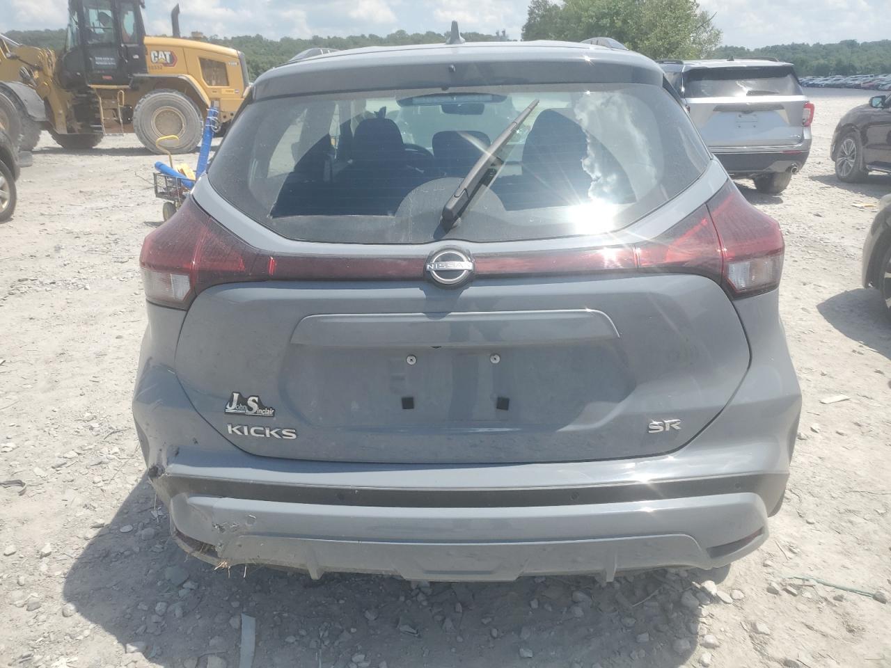 2023 Nissan Kicks Sr - Image 6