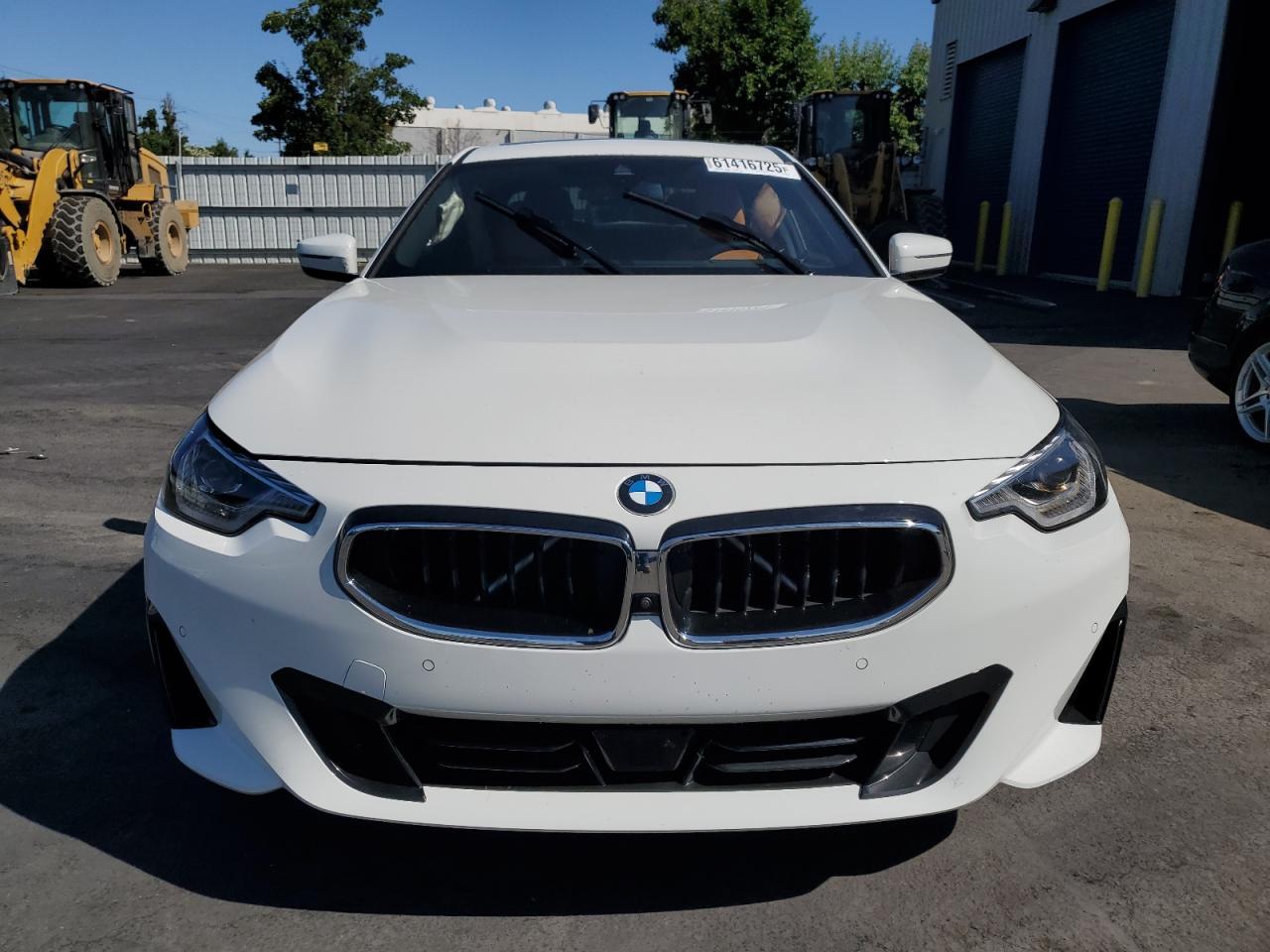 2023 BMW 230Xi - Image 5