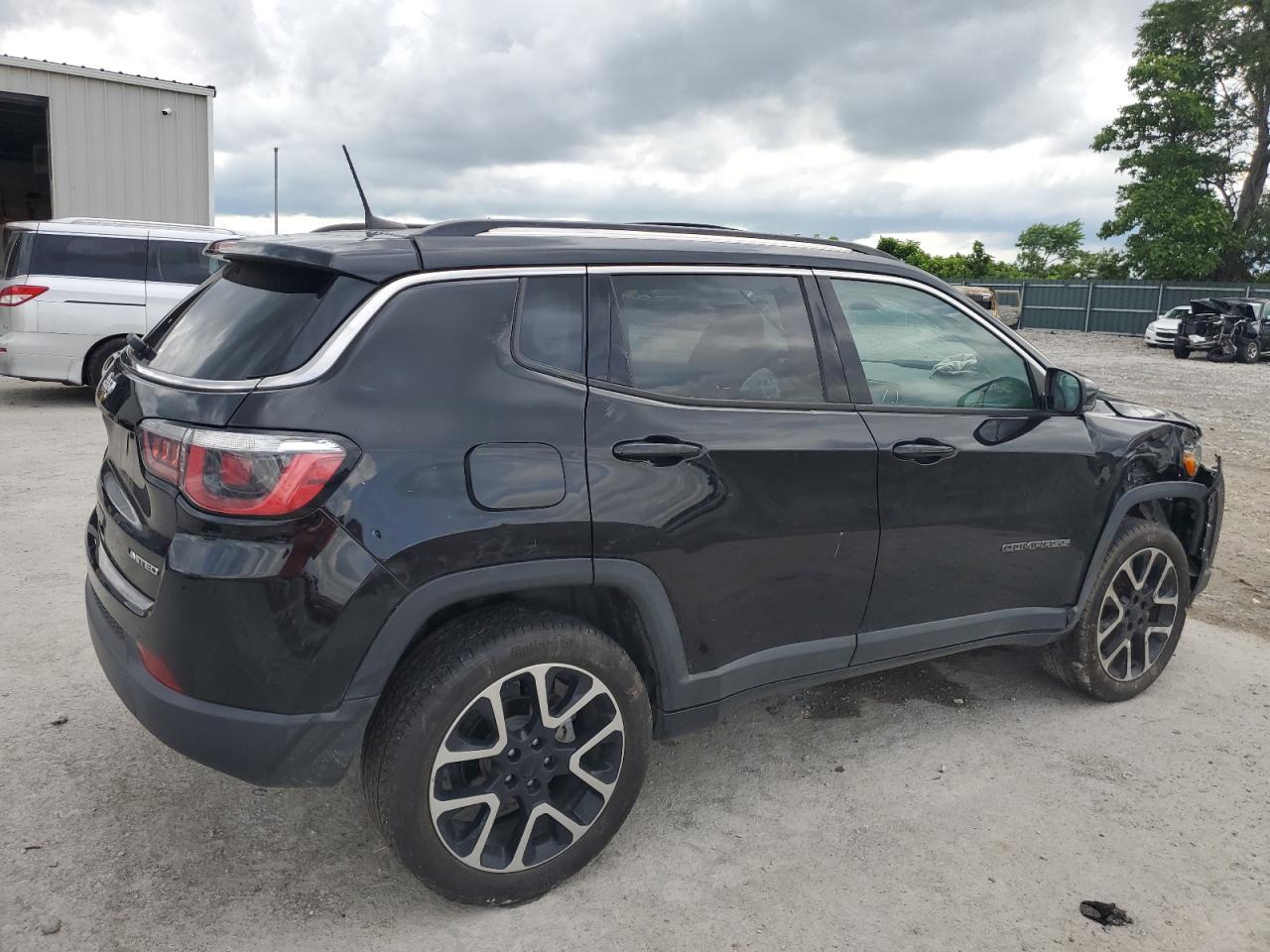 2018 Jeep Compass Limited - Image 3
