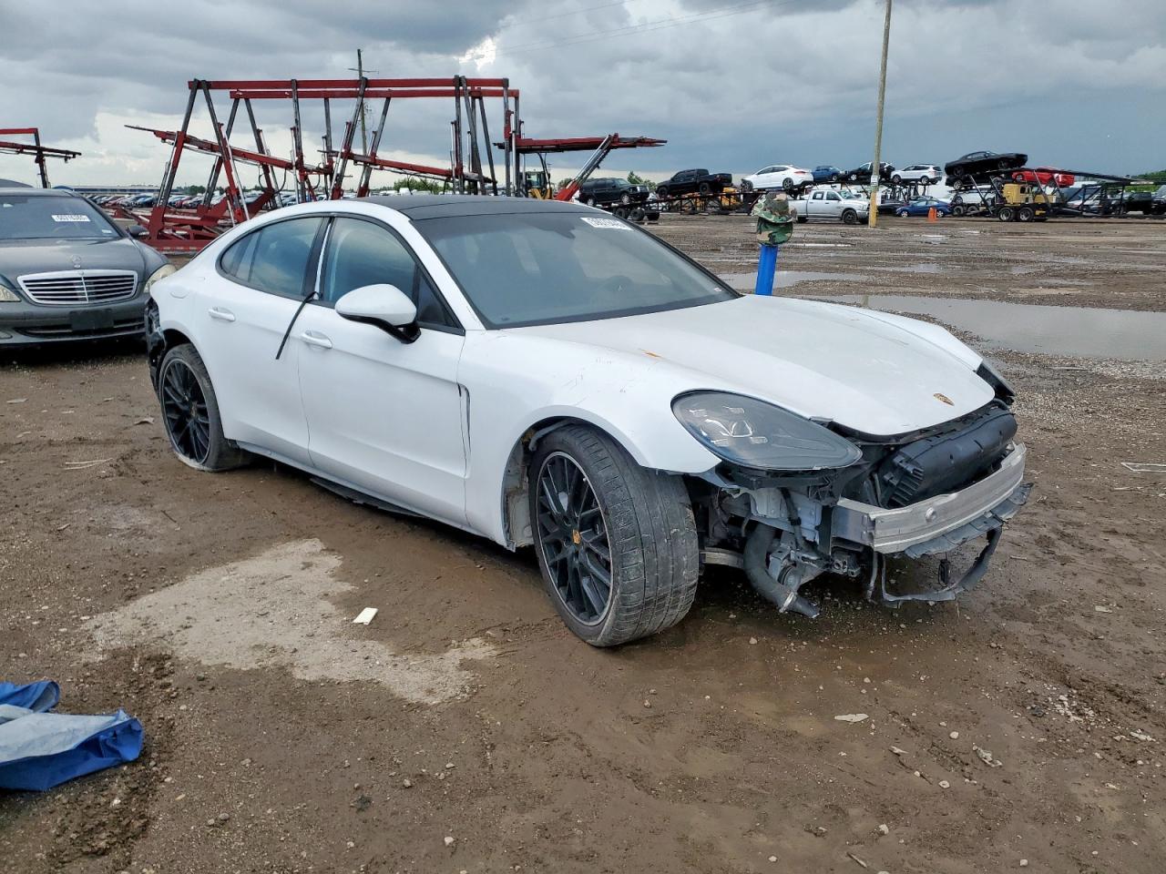 2019 Porsche Panamera Base - Image 4