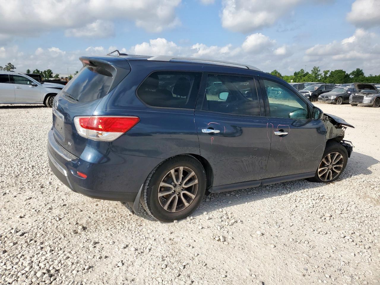 2015 Nissan Pathfinder S - Фото 3