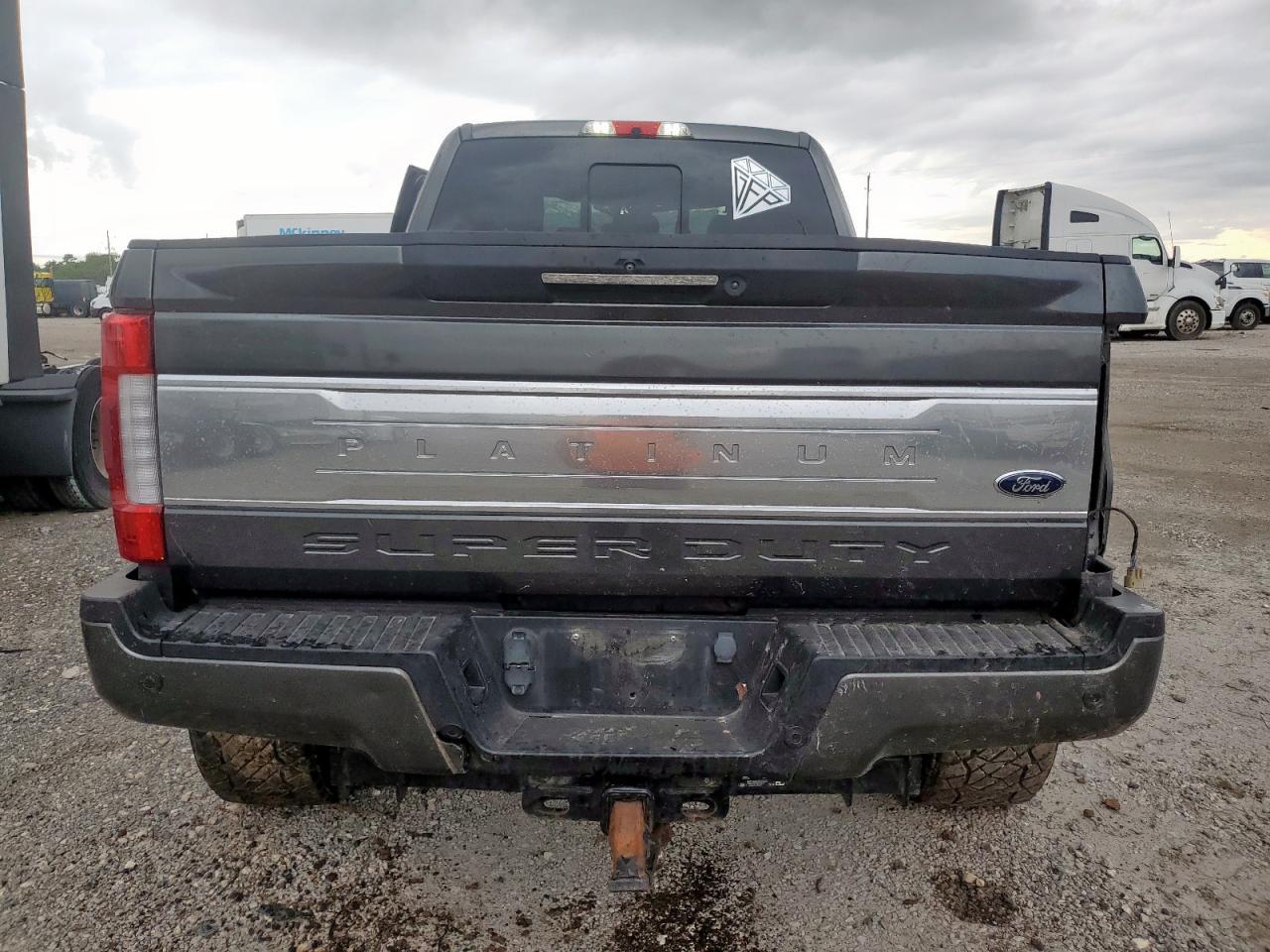 2017 Ford F250 Super Duty - Image 6