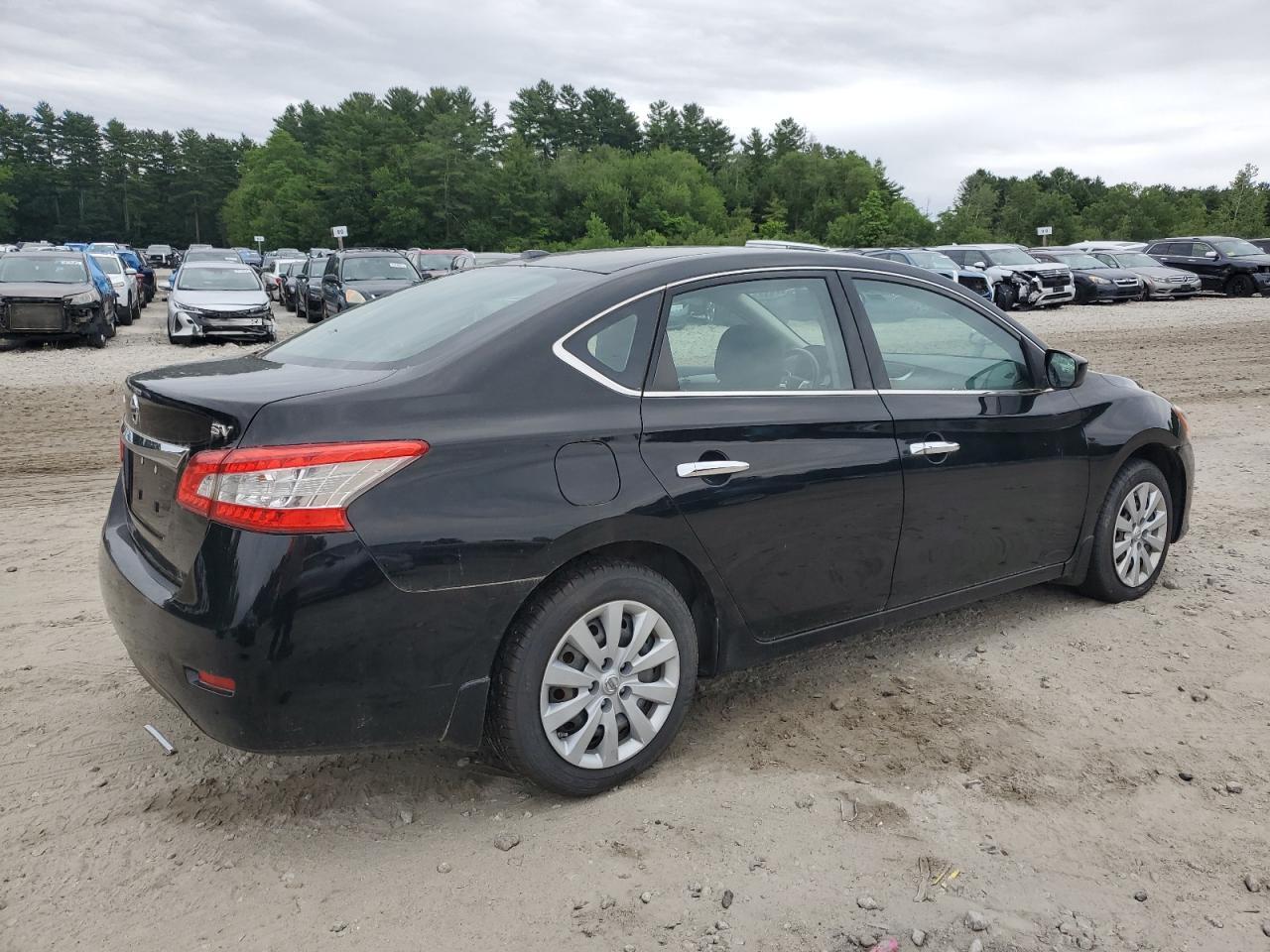2015 Nissan Sentra S - Фото 3
