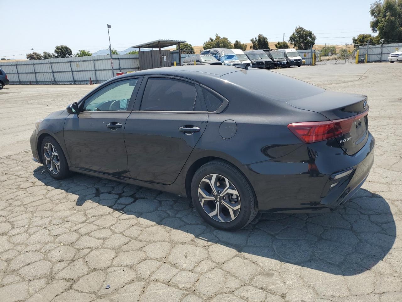 2021 Kia Forte Fe - Image 2