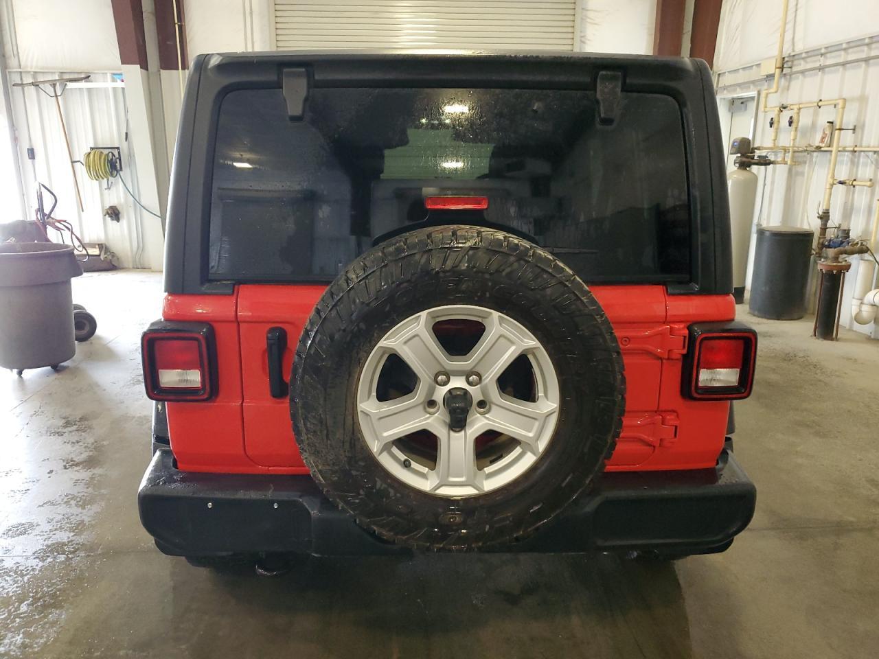 2021 Jeep Wrangler Unlimited Sport - Фото 6