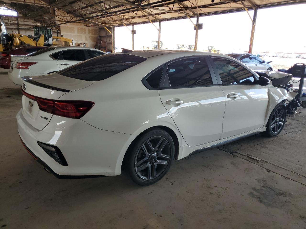 2020 Kia Forte Gt Line - Фото 3