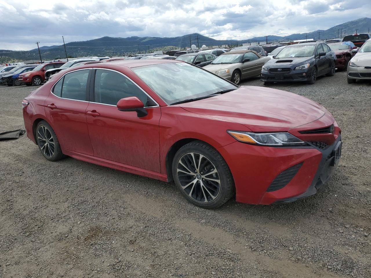 2020 Toyota Camry Se - Image 4