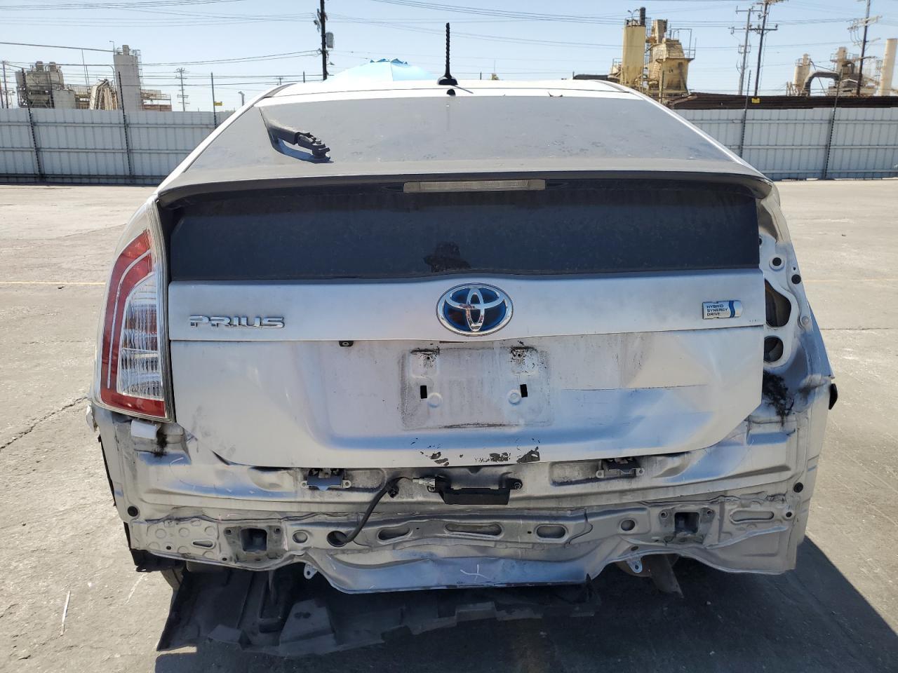 2013 Toyota Prius - Image 6