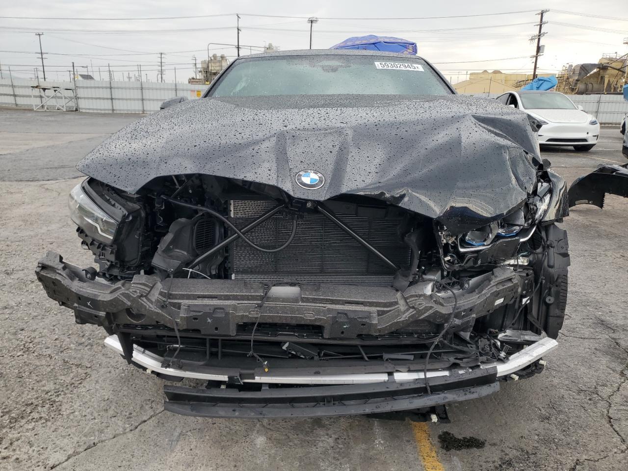 2025 BMW 530 I - Фото 5