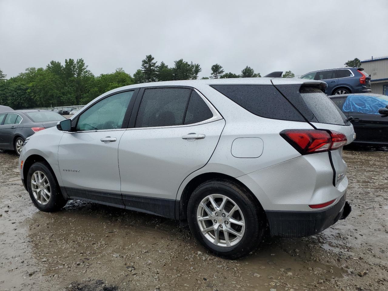 2022 Chevrolet Equinox Lt - Фото 2