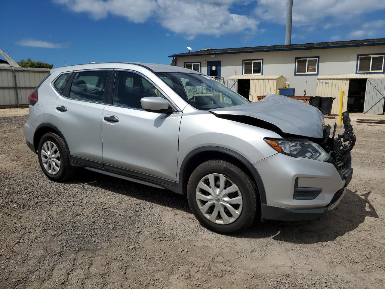 2019 Nissan Rogue S - Фото 4