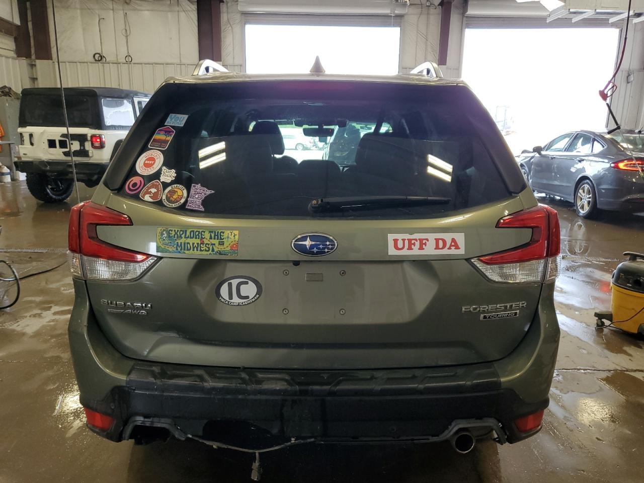 2019 Subaru Forester Touring - Фото 6