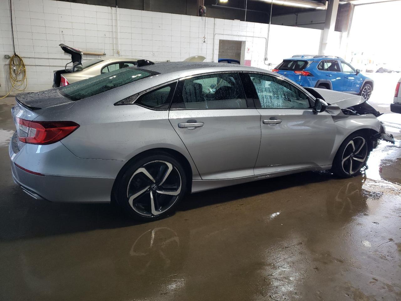 2022 Honda Accord Sport - Image 3