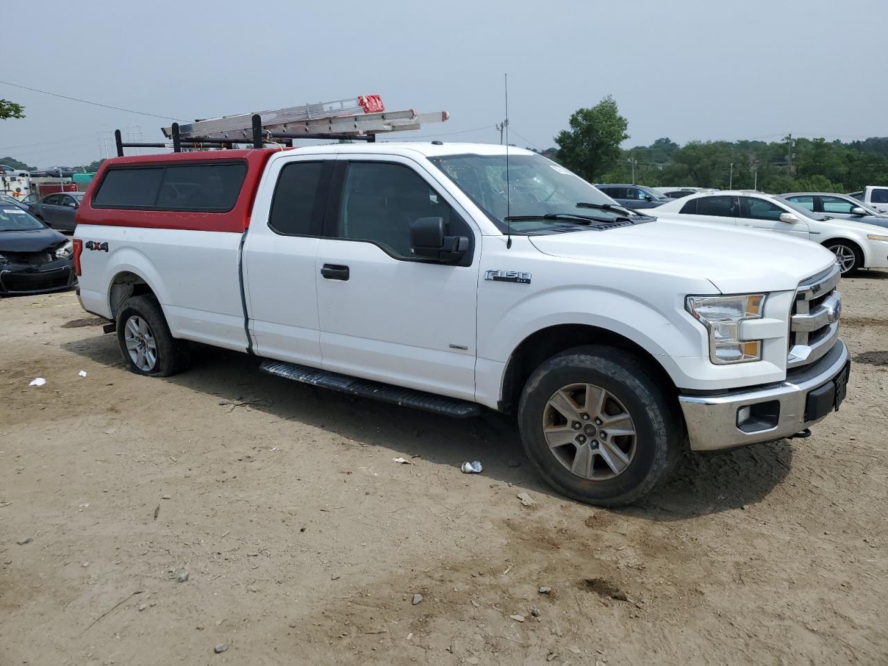 2017 Ford F150 Super Cab - Image 4