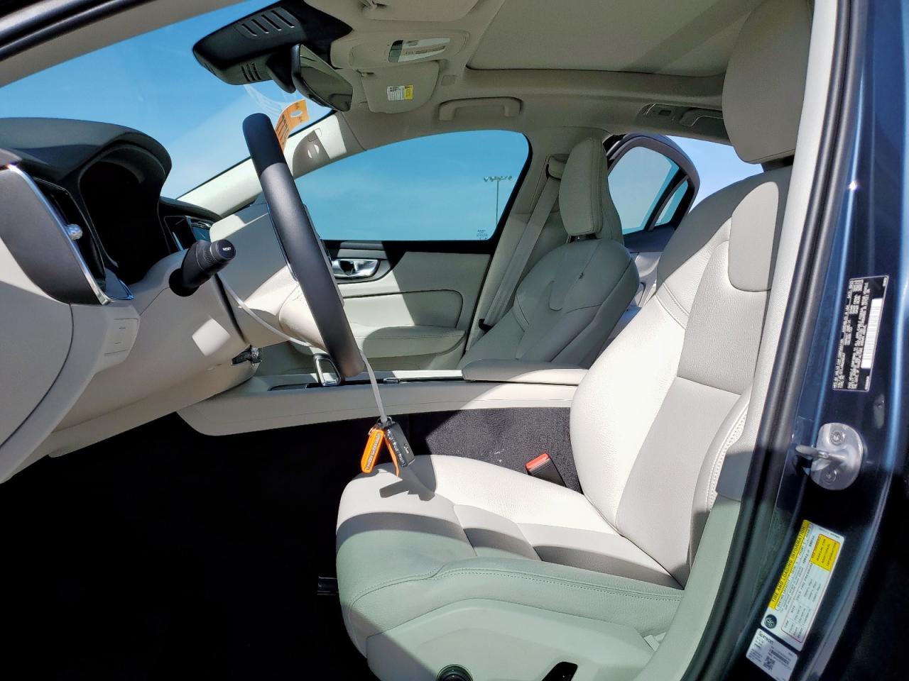 2024 Volvo S60 Plus - Фото 7