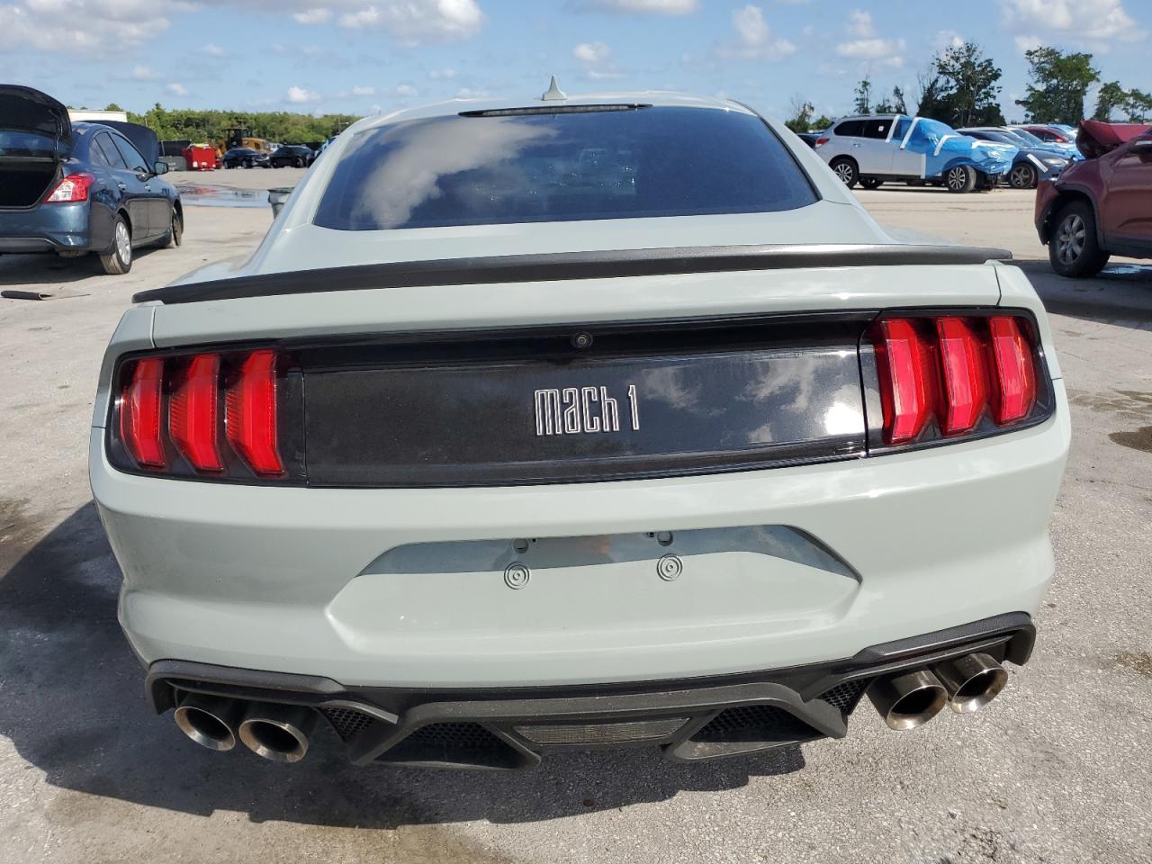 2023 Ford Mustang Mach I - Фото 6
