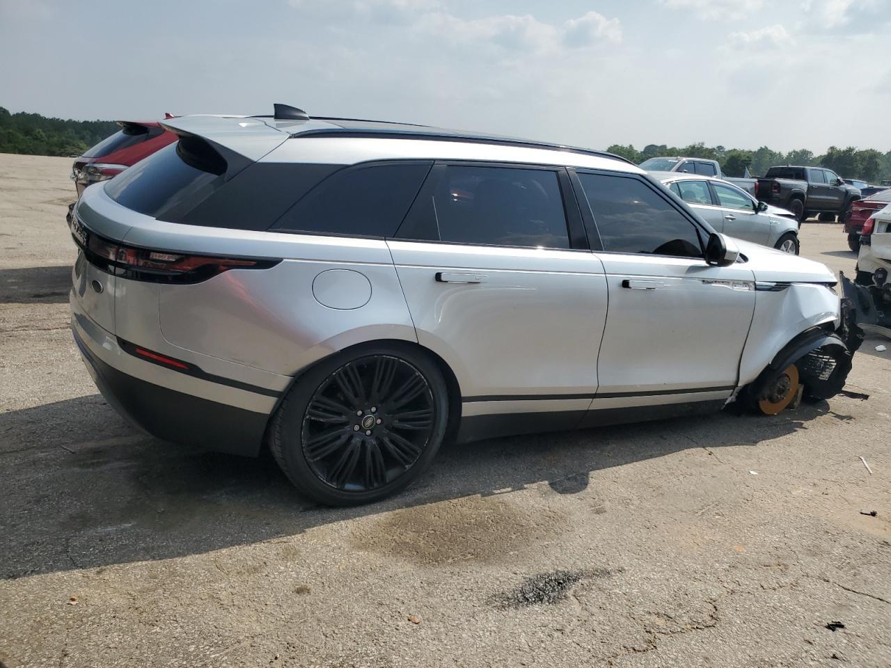 2018 Land Rover Range Rover Velar S - Image 3