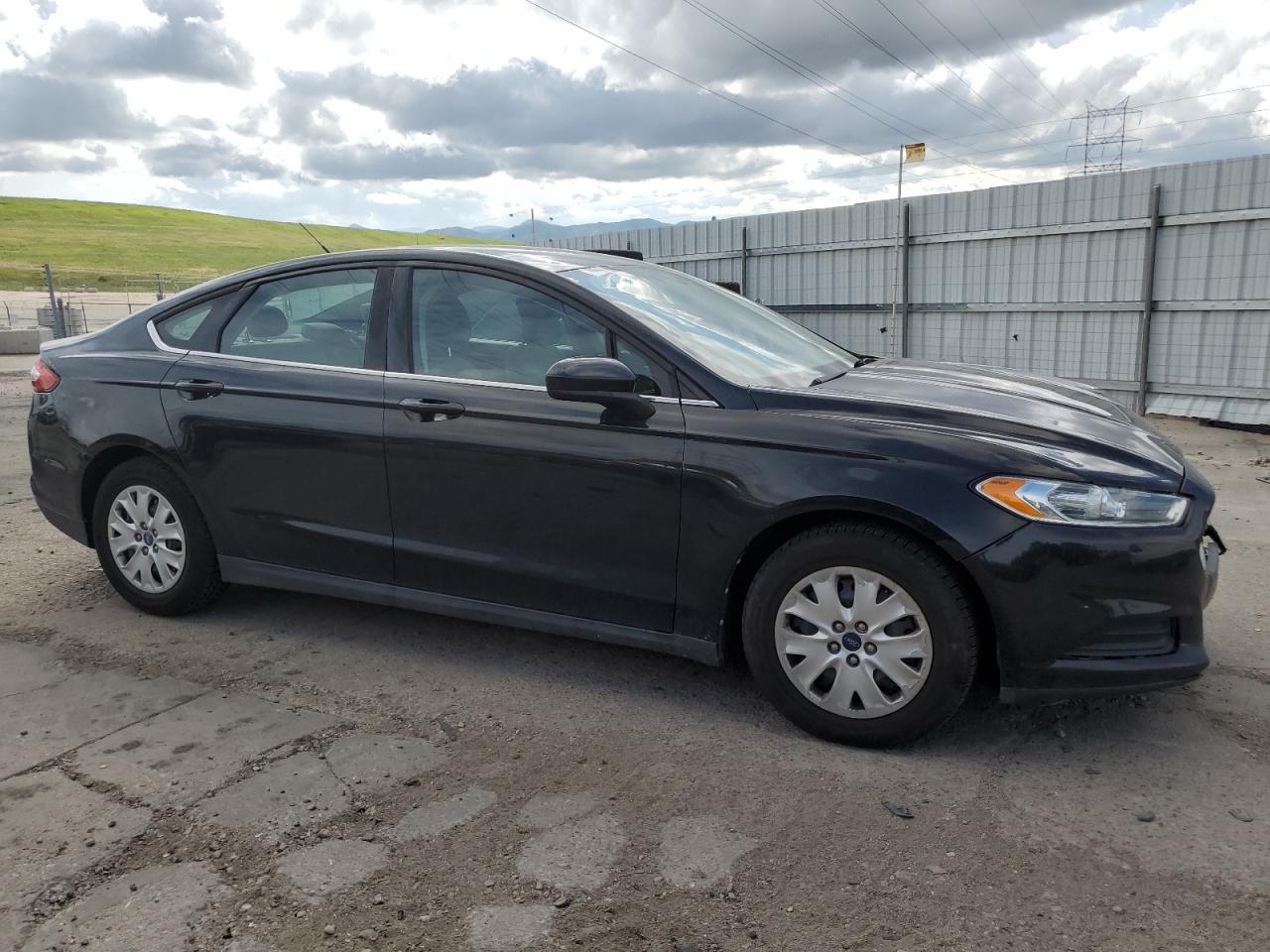 2013 Ford Fusion S - Фото 4