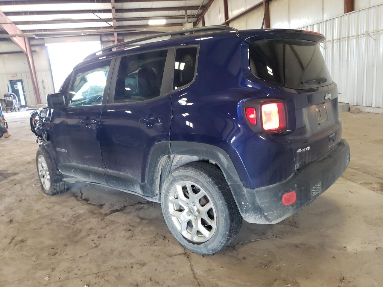2018 Jeep Renegade Latitude - Image 2