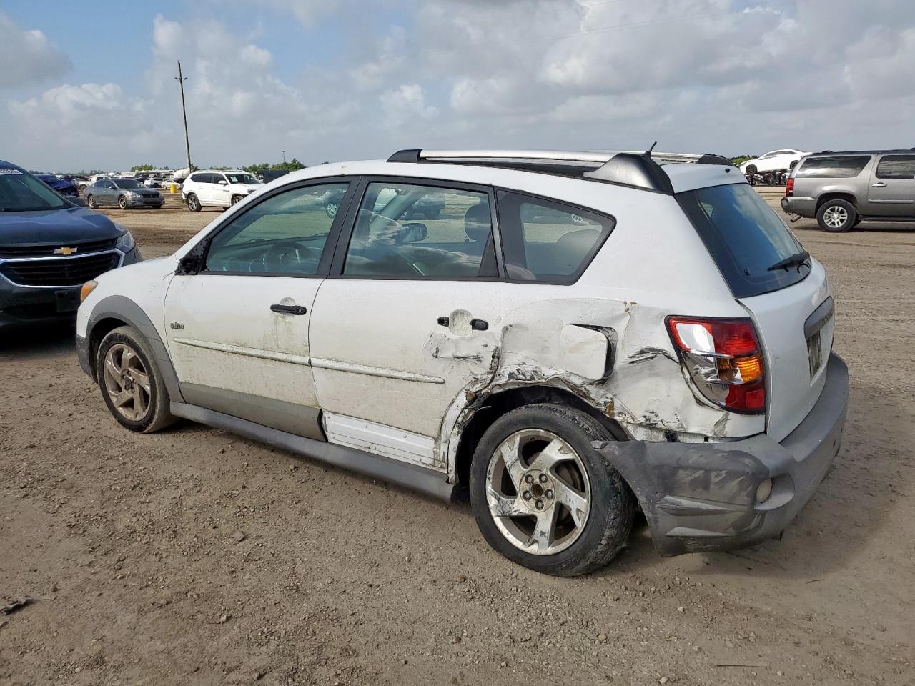 2007 Pontiac Vibe - Фото 2