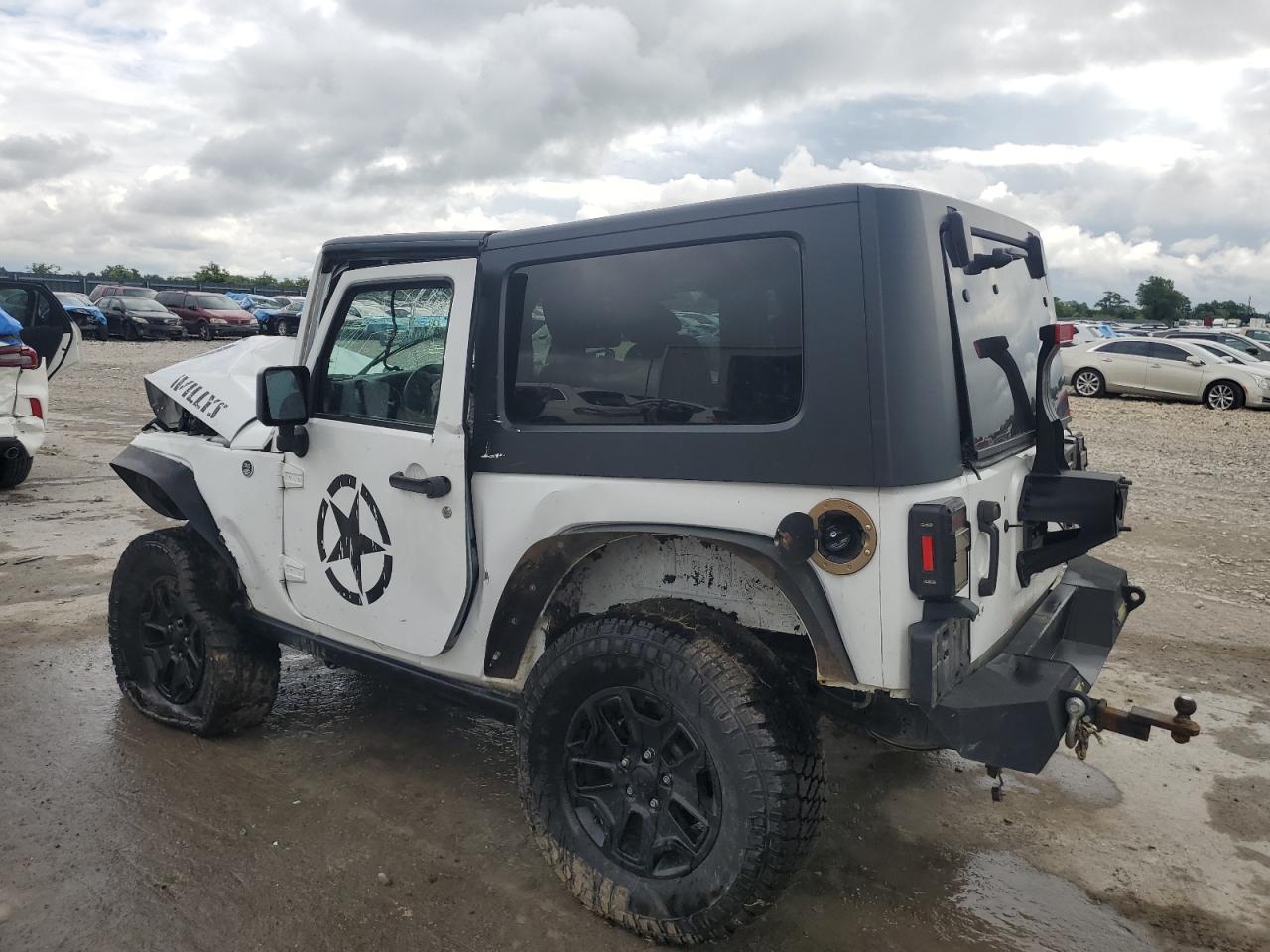 2015 Jeep Wrangler Sport - Фото 2