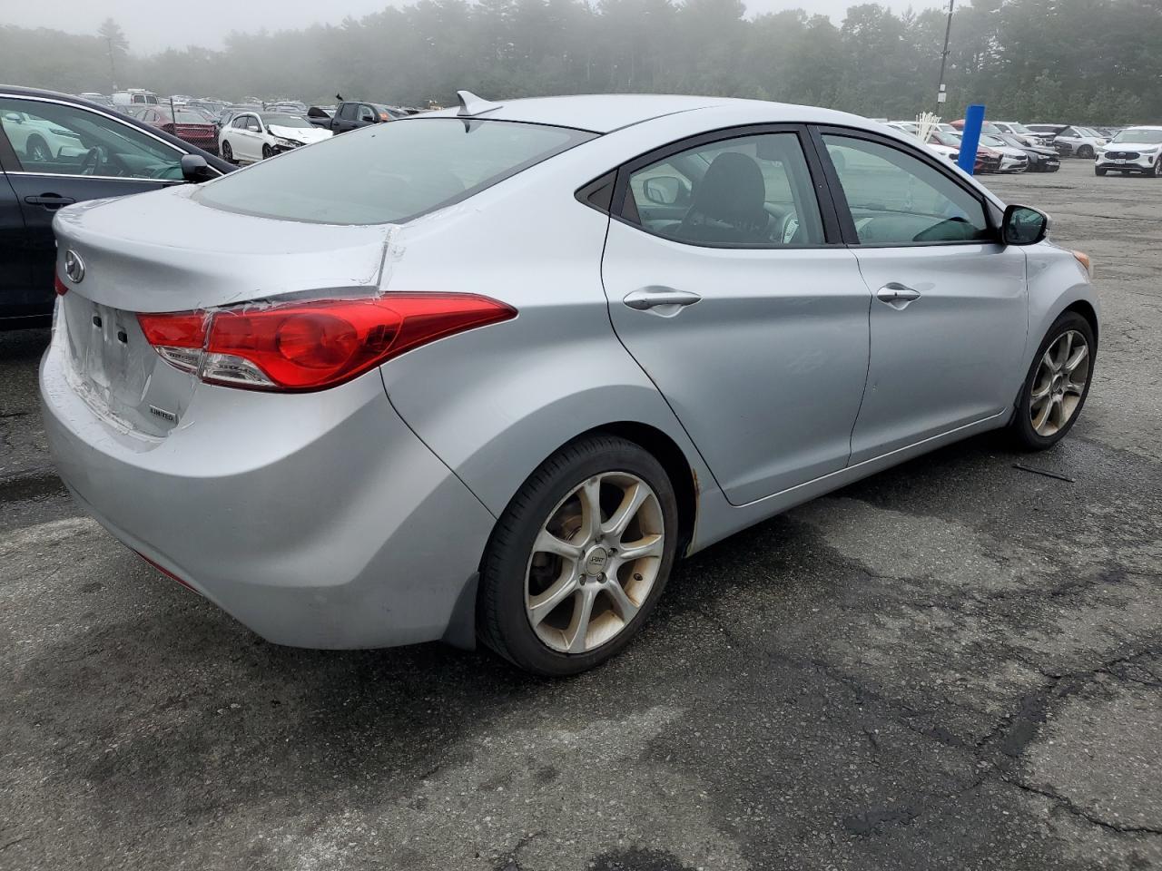 2012 Hyundai Elantra Gls - Фото 3
