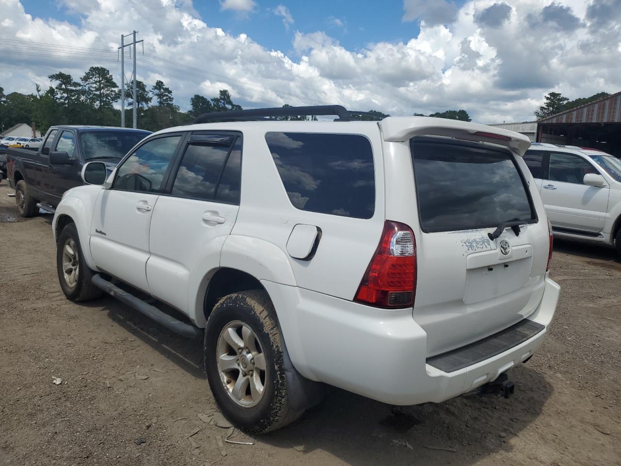 2007 Toyota 4Runner Sr5 - Image 2