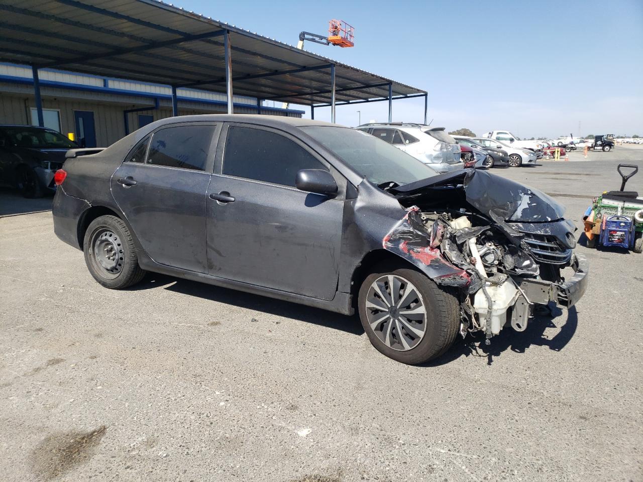 2013 Toyota Corolla Base - Фото 4