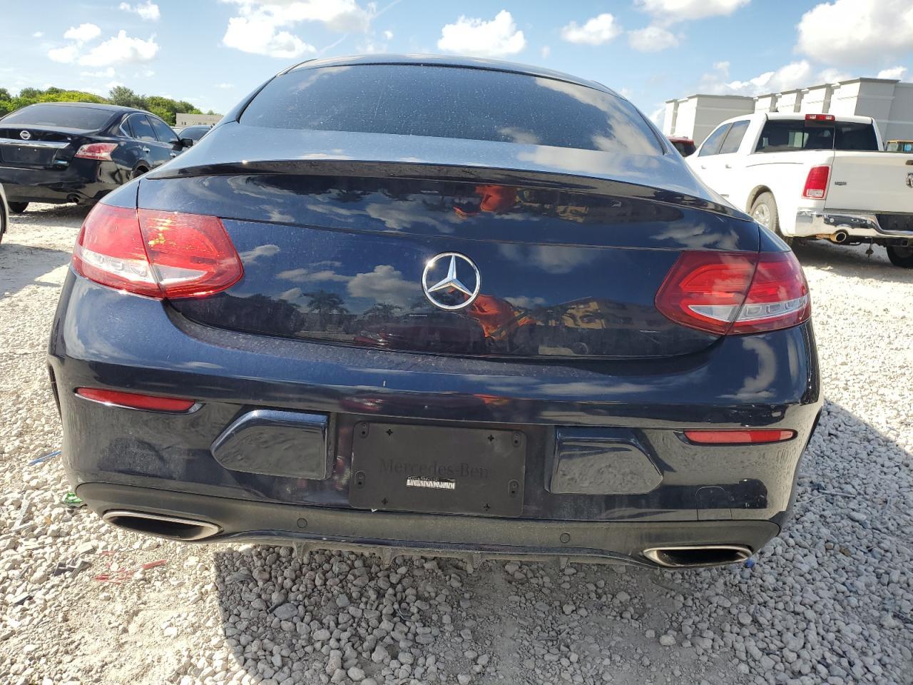 2017 Mercedes-Benz C 300 - Фото 6