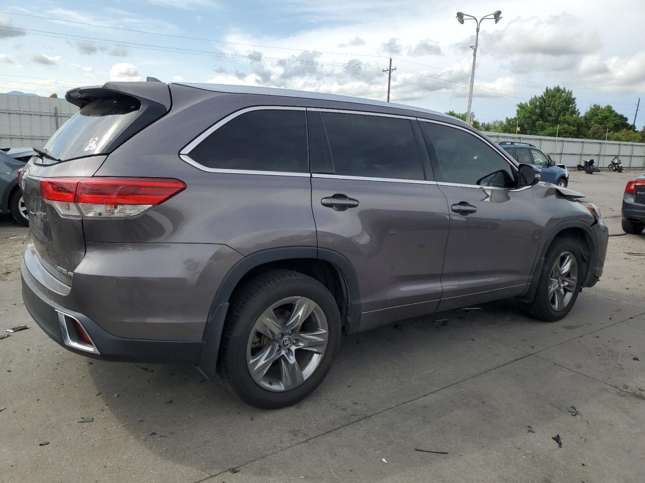 2019 Toyota Highlander Limited - Фото 3