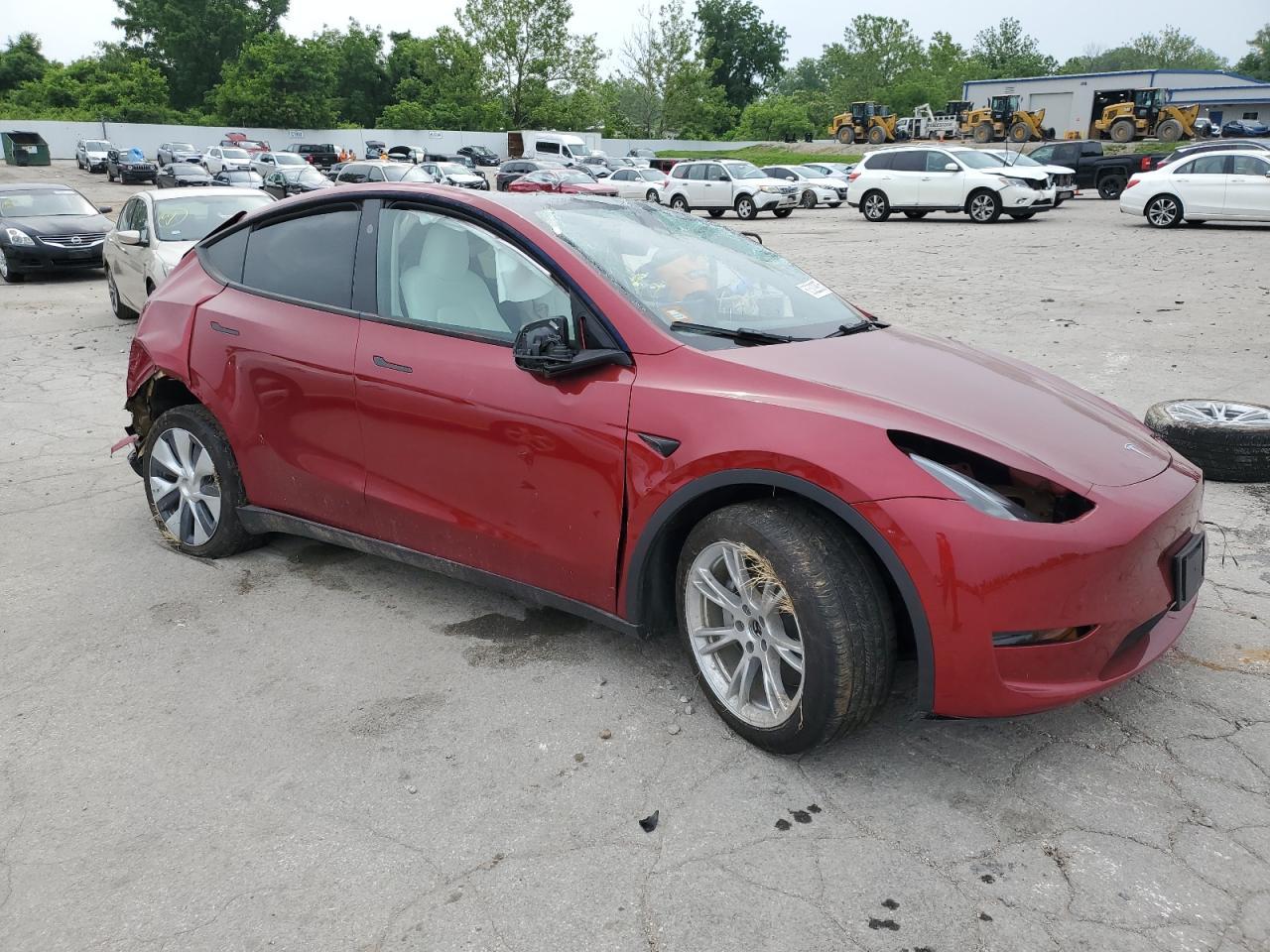 2024 Tesla Model Y - Фото 4