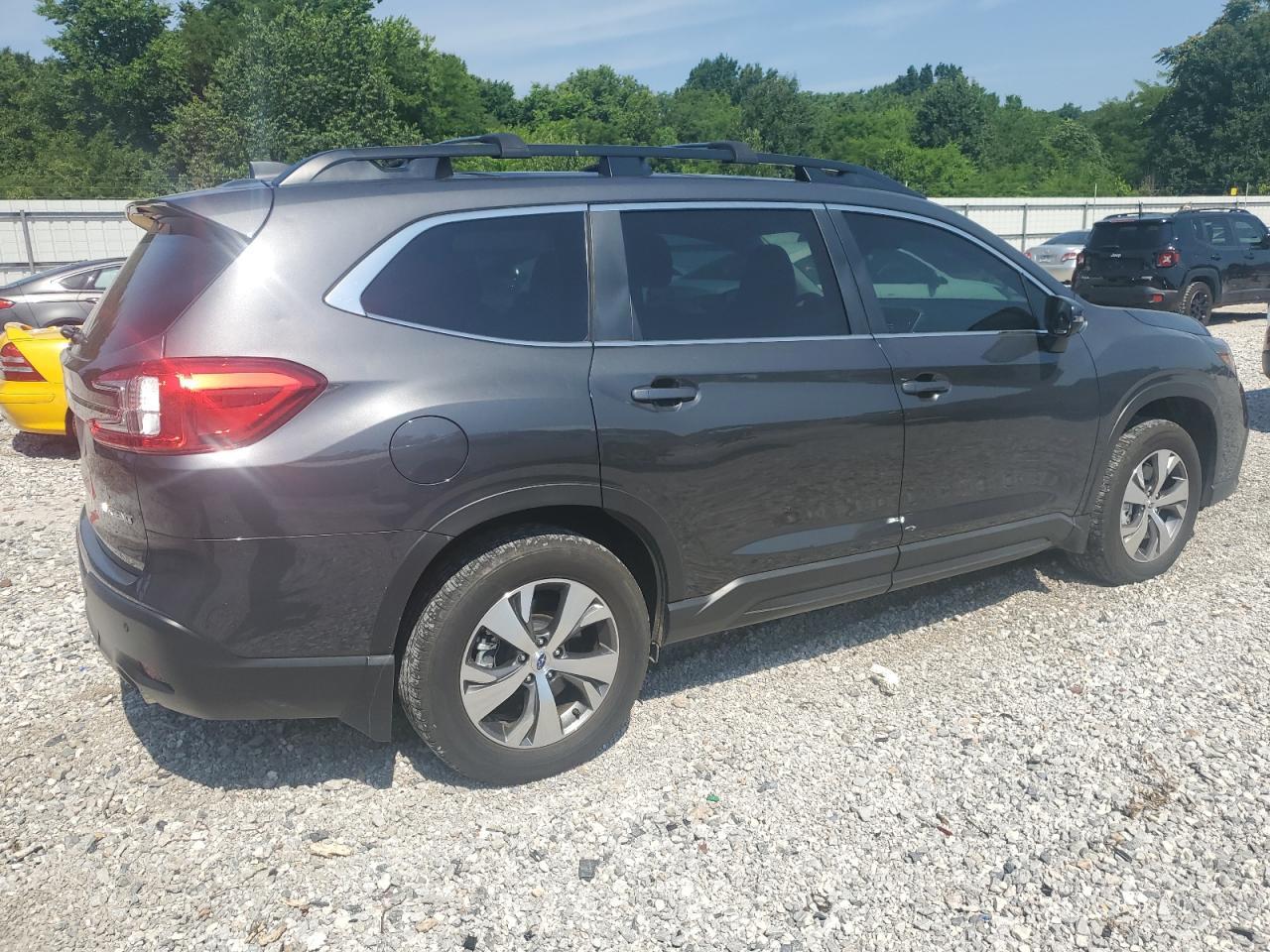 2023 Subaru Ascent Premium - Фото 3