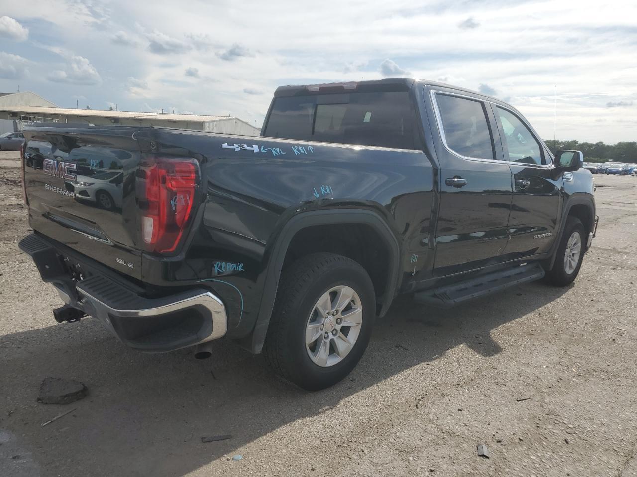 2025 GMC Sierra K1500 Sle - Image 3