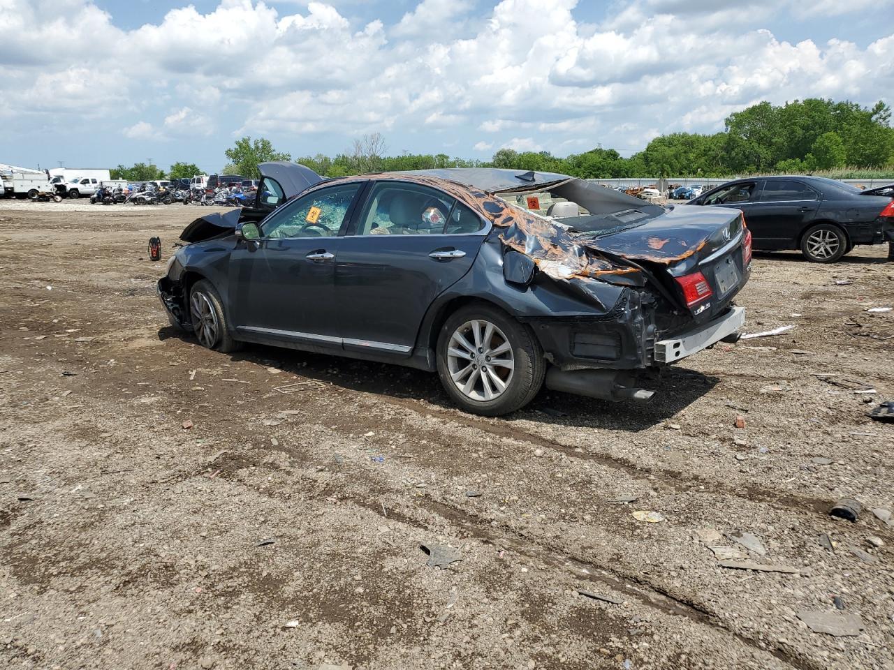 2010 Lexus Es 350 - Фото 2