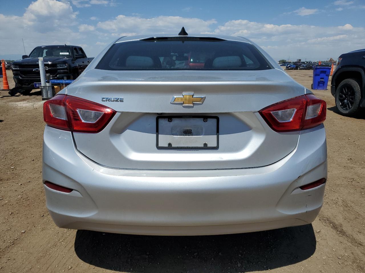 2018 Chevrolet Cruze Ls - Image 6