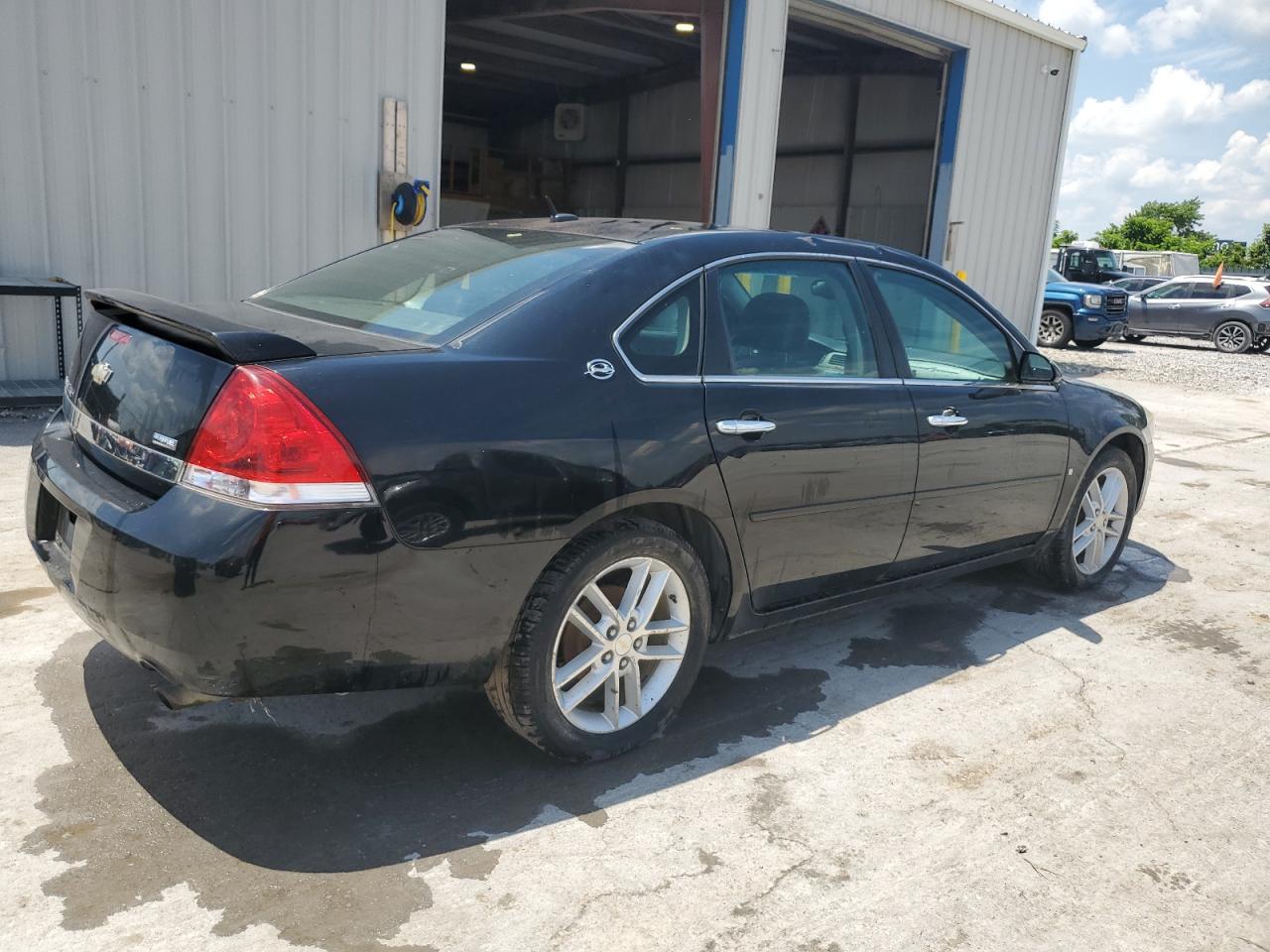 2008 Chevrolet Impala Ltz - Фото 3