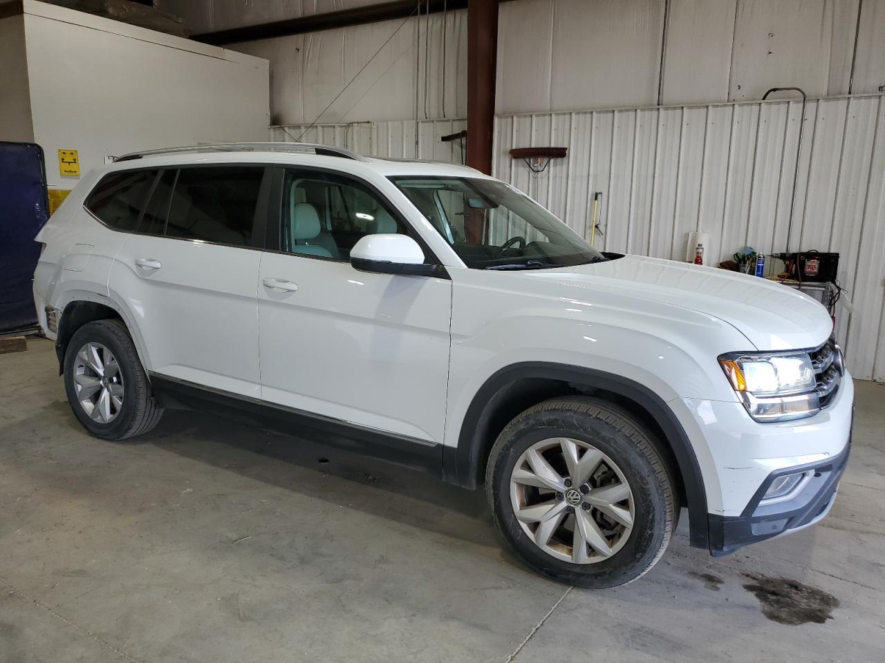 2018 Volkswagen Atlas Sel - Image 4