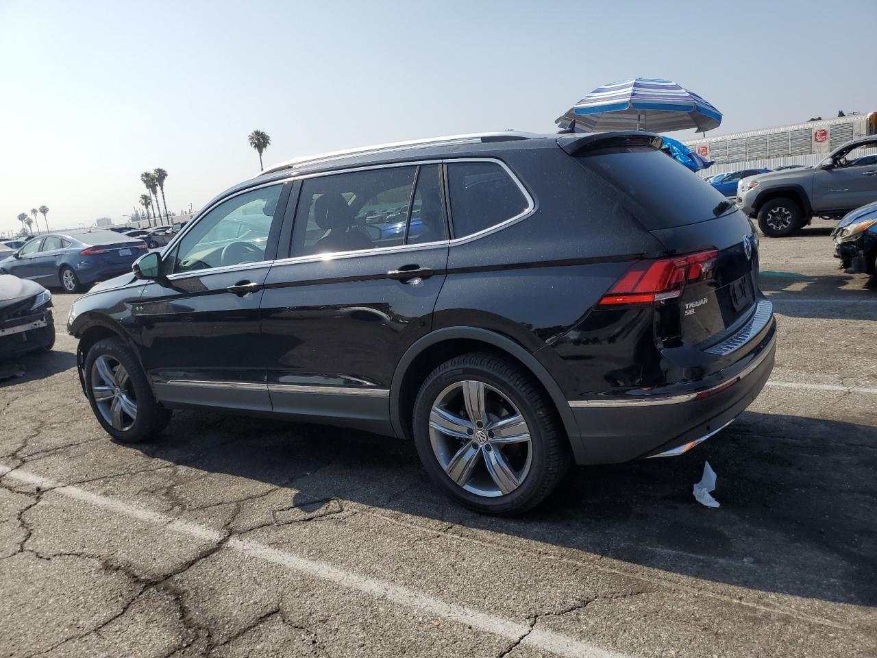 2020 Volkswagen Tiguan Se - Фото 2