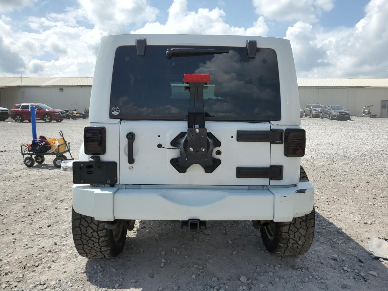 2014 Jeep Wrangler Unlimited Sahara - Фото 6