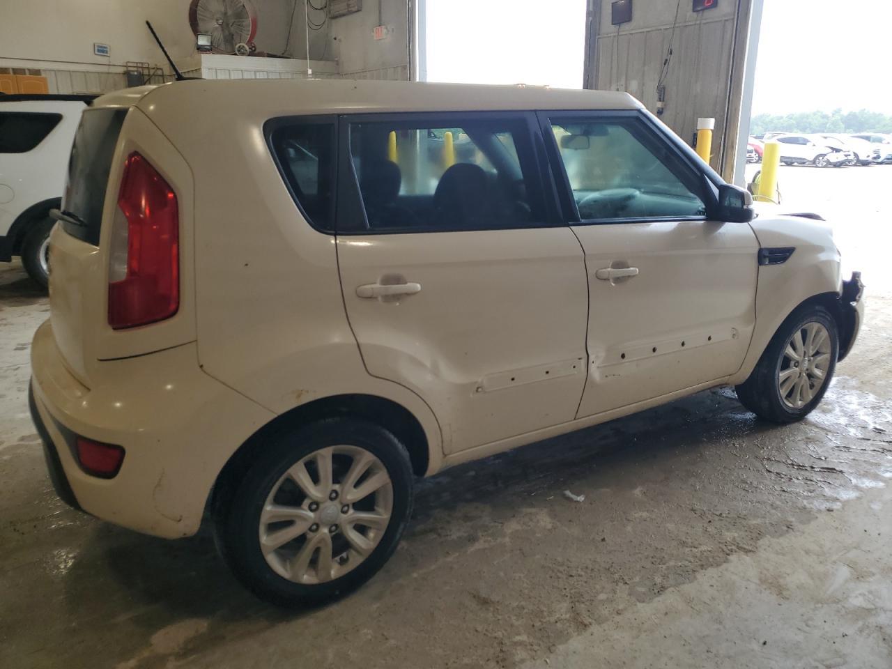 2013 Kia Soul + - Фото 3