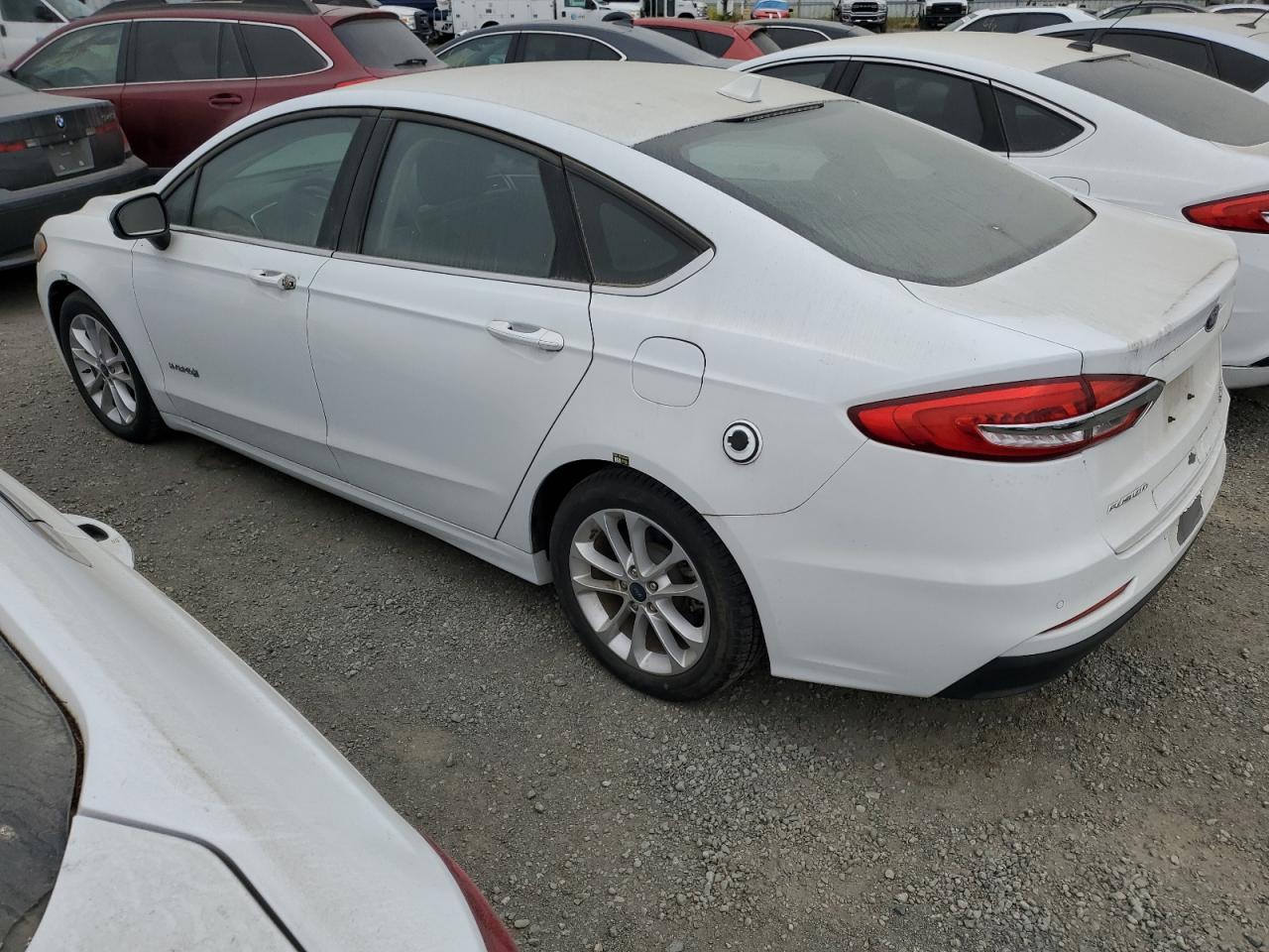 2019 Ford Fusion Se - Фото 2