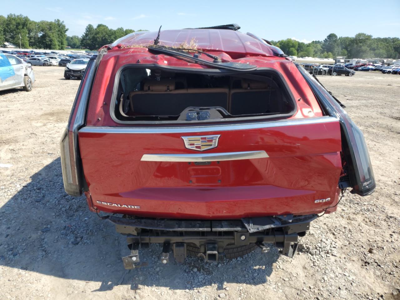 2025 Cadillac Escalade Premium Luxury - Image 6