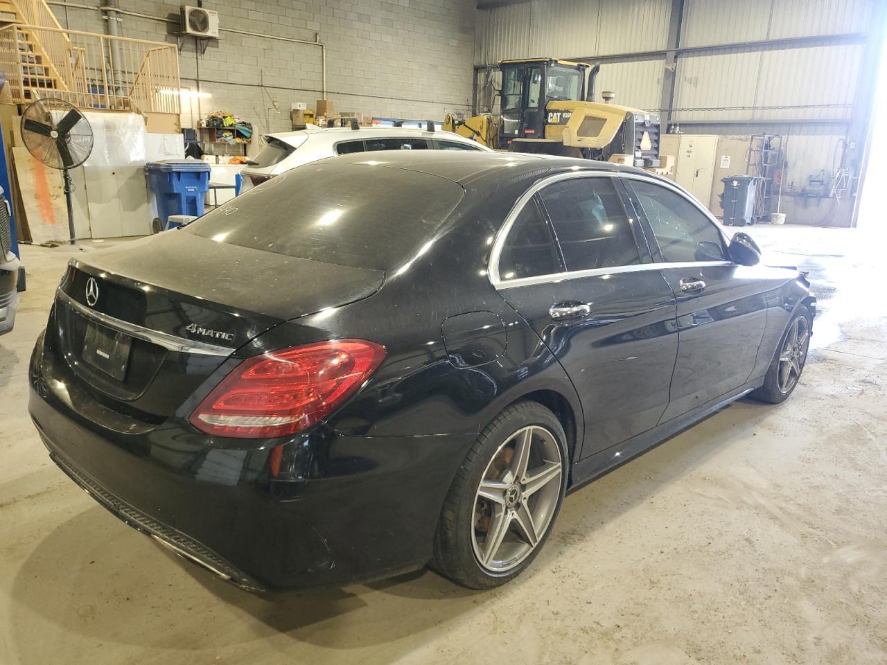 2018 Mercedes-Benz C 300 4Matic - Image 3