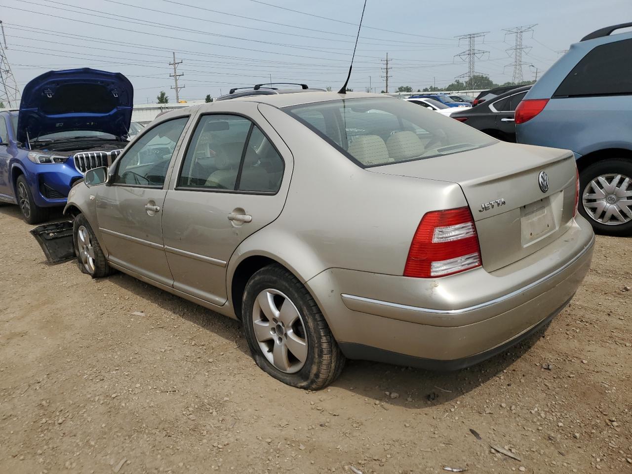 2004 Volkswagen Jetta Gls - Фото 2