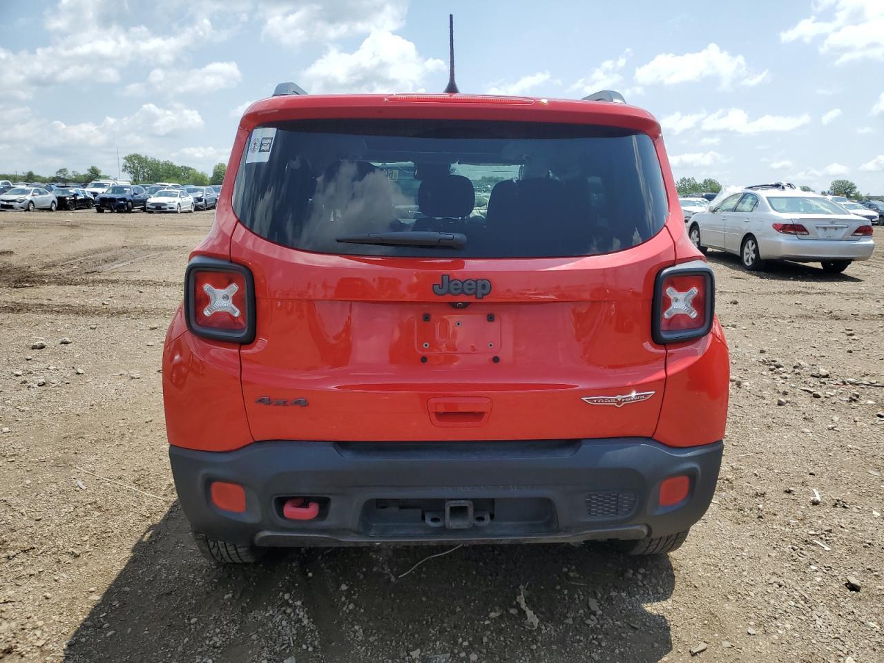 2018 Jeep Renegade Trailhawk - Image 6