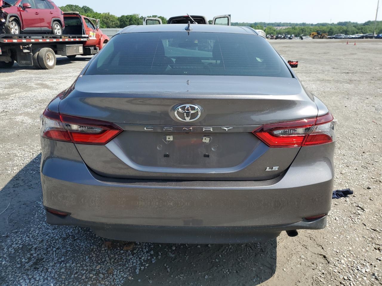 2023 Toyota Camry Le - Фото 6