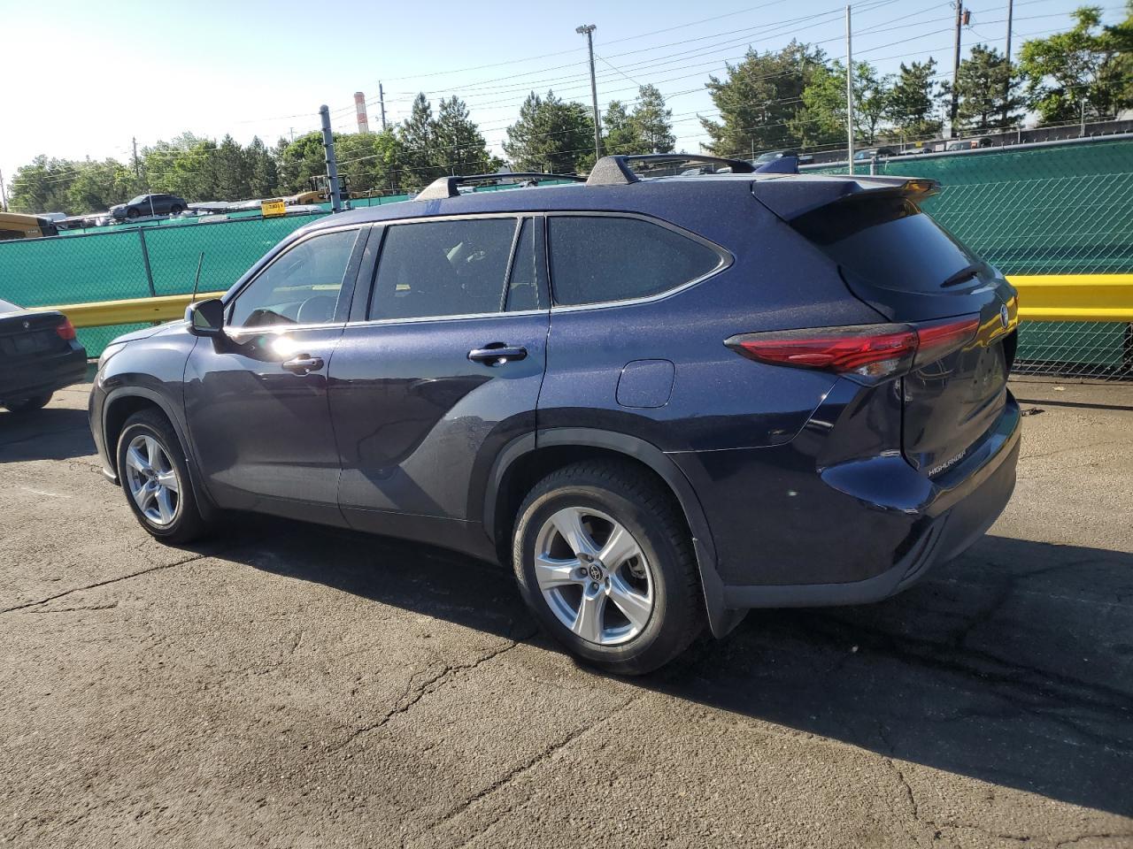 2021 Toyota Highlander L - Image 2