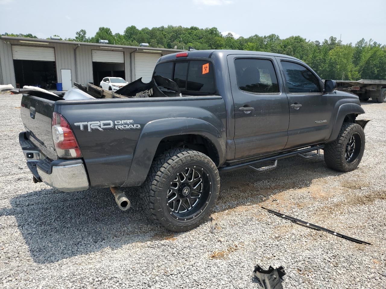 2015 Toyota Tacoma Double Cab - Фото 3